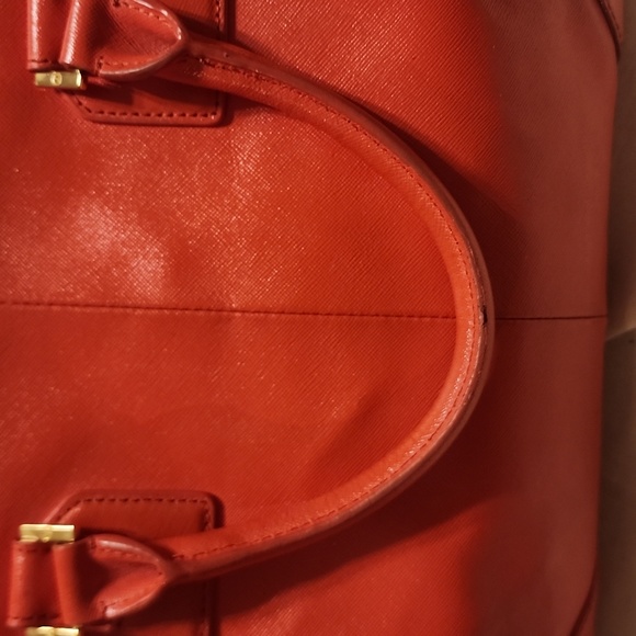 Tory Burch Dark Salmon Leather Robinson Midi Satchel - Picture 7 of 16